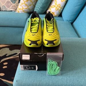 Nike Air Max 720 AO2924-701 Volt Glow Sneakers Size 10